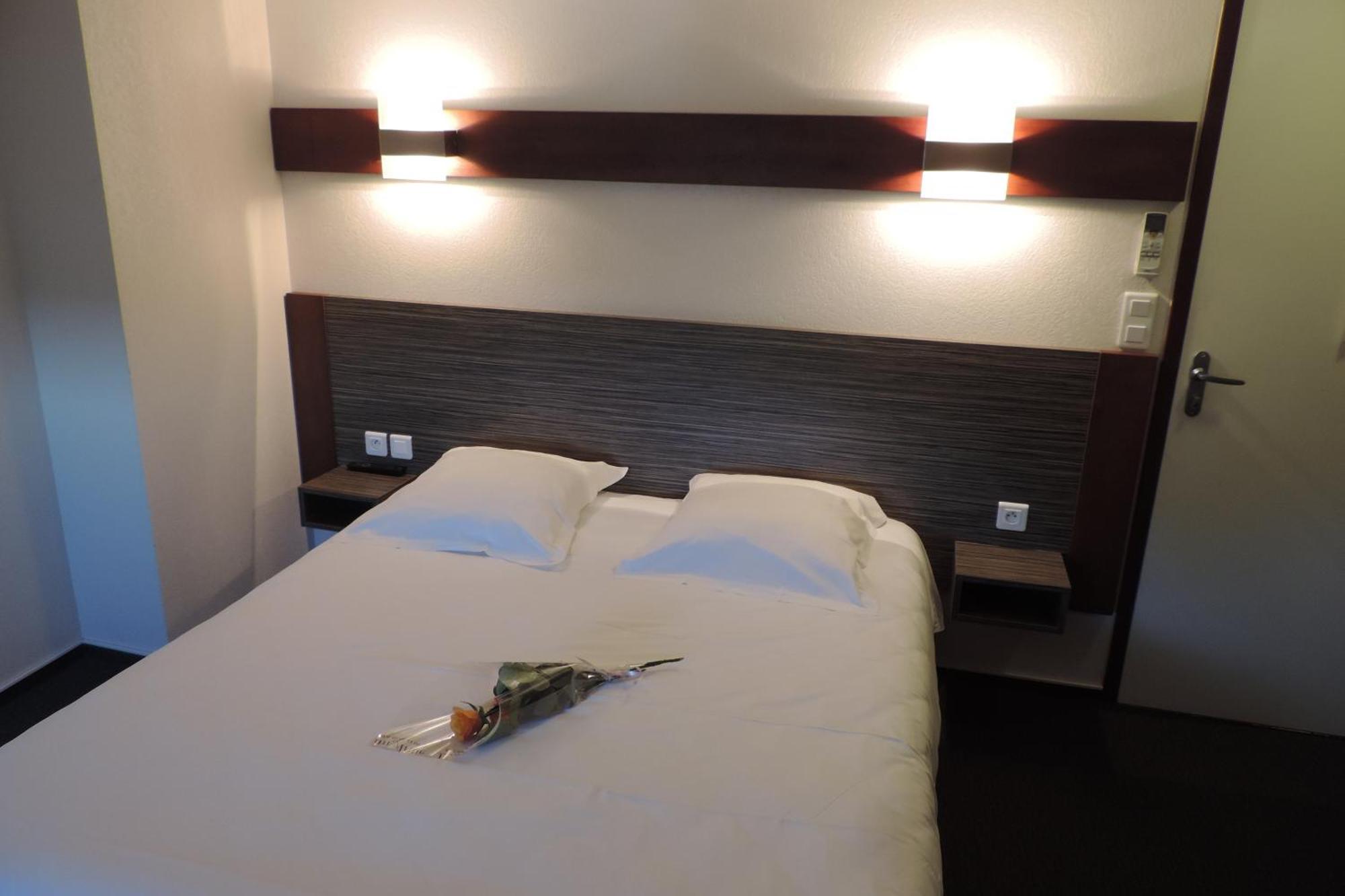 Hotel De France اسباليون المظهر الخارجي الصورة