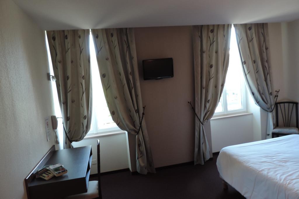 Hotel De France اسباليون المظهر الخارجي الصورة